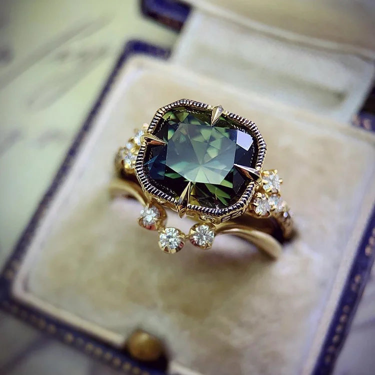 Palace Emerald Ring