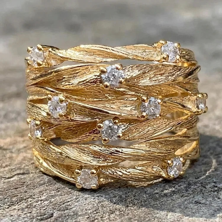Queen Rope Ring
