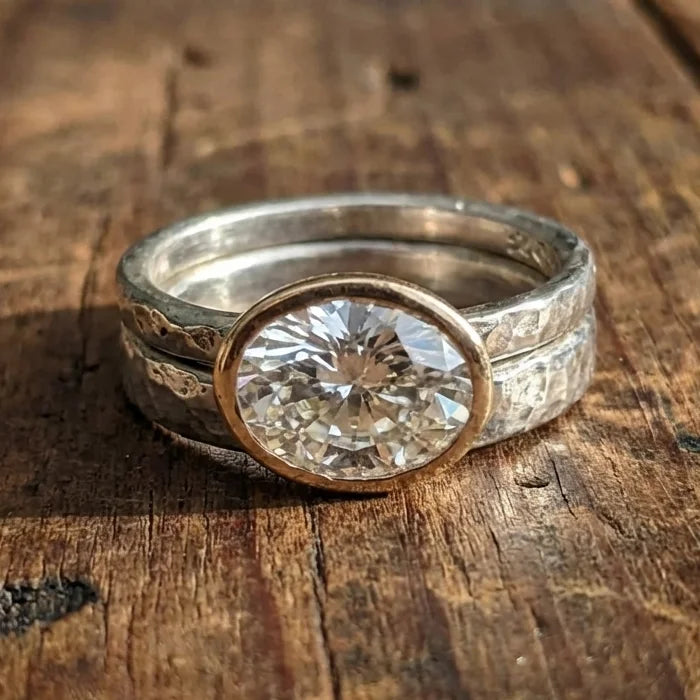 Vintage Oval Spark Ring