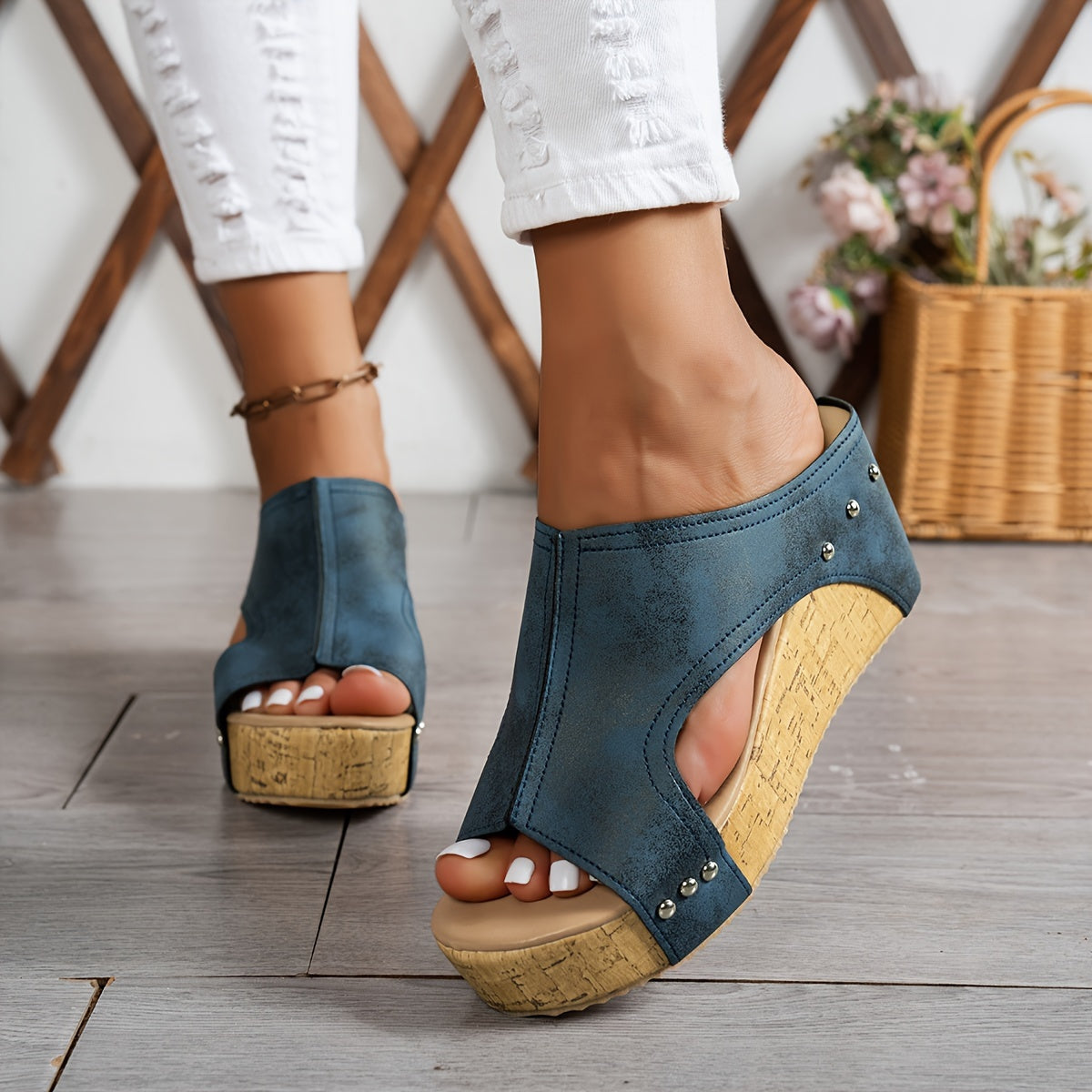 Vivienne | Retro Wedge Sandals