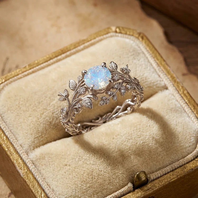 Vintage Vine Ring