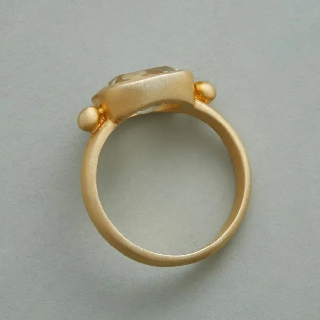Vintage Emerald Cut Glow Ring