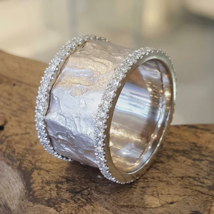 Eternal Sparkle Vintage Zirconia Ring