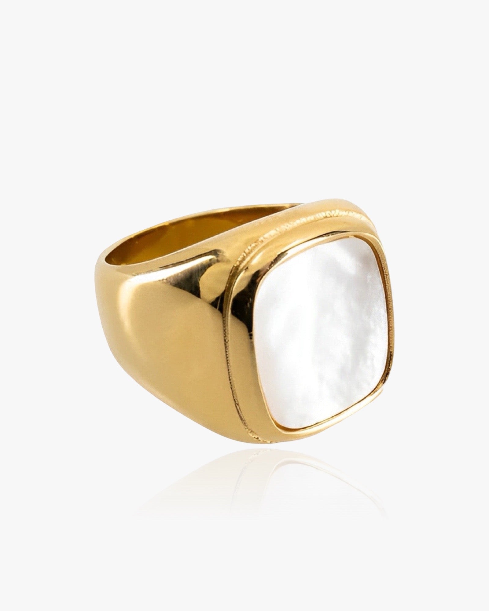 Chunky Pearl Shell Ring
