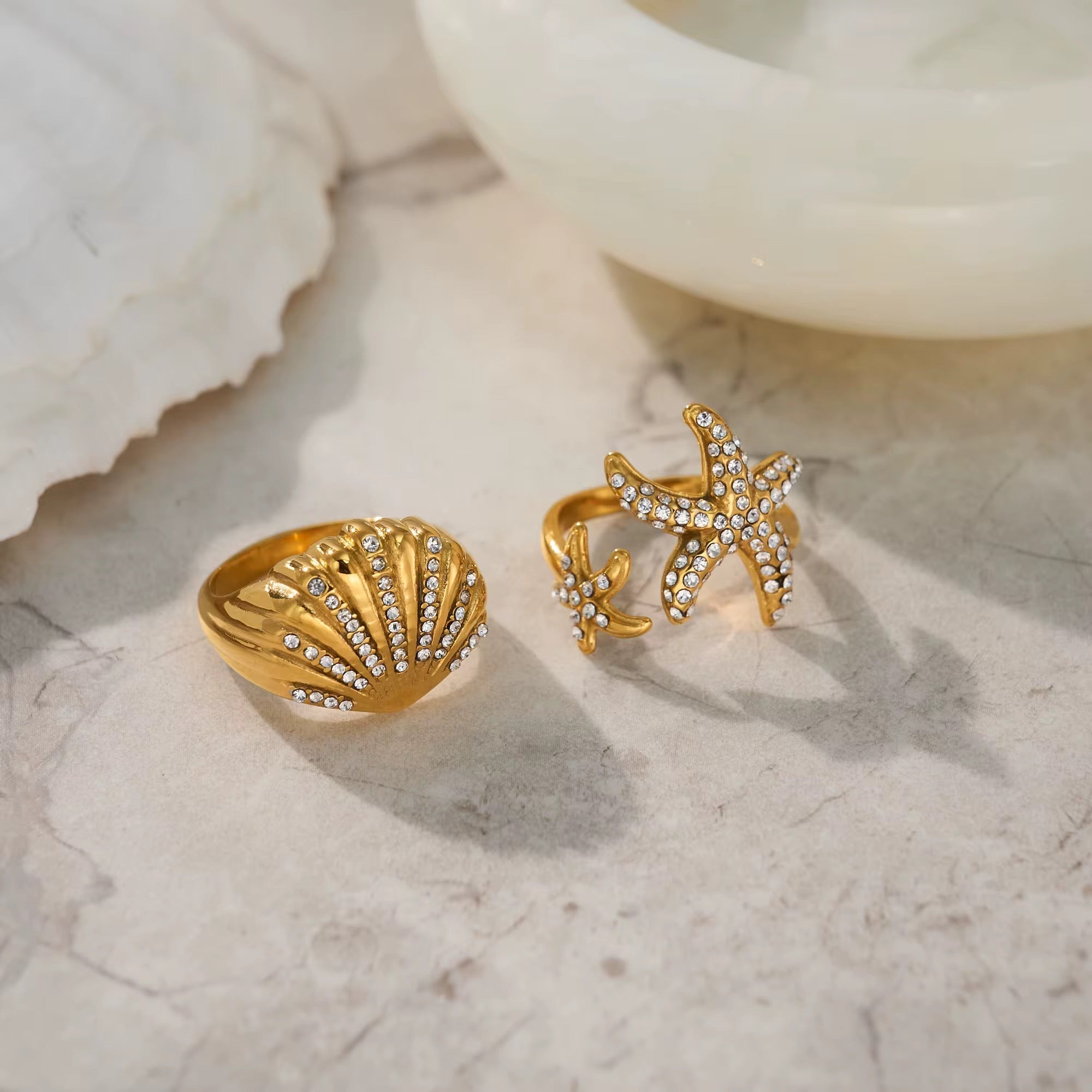 Shell Diamante Ring