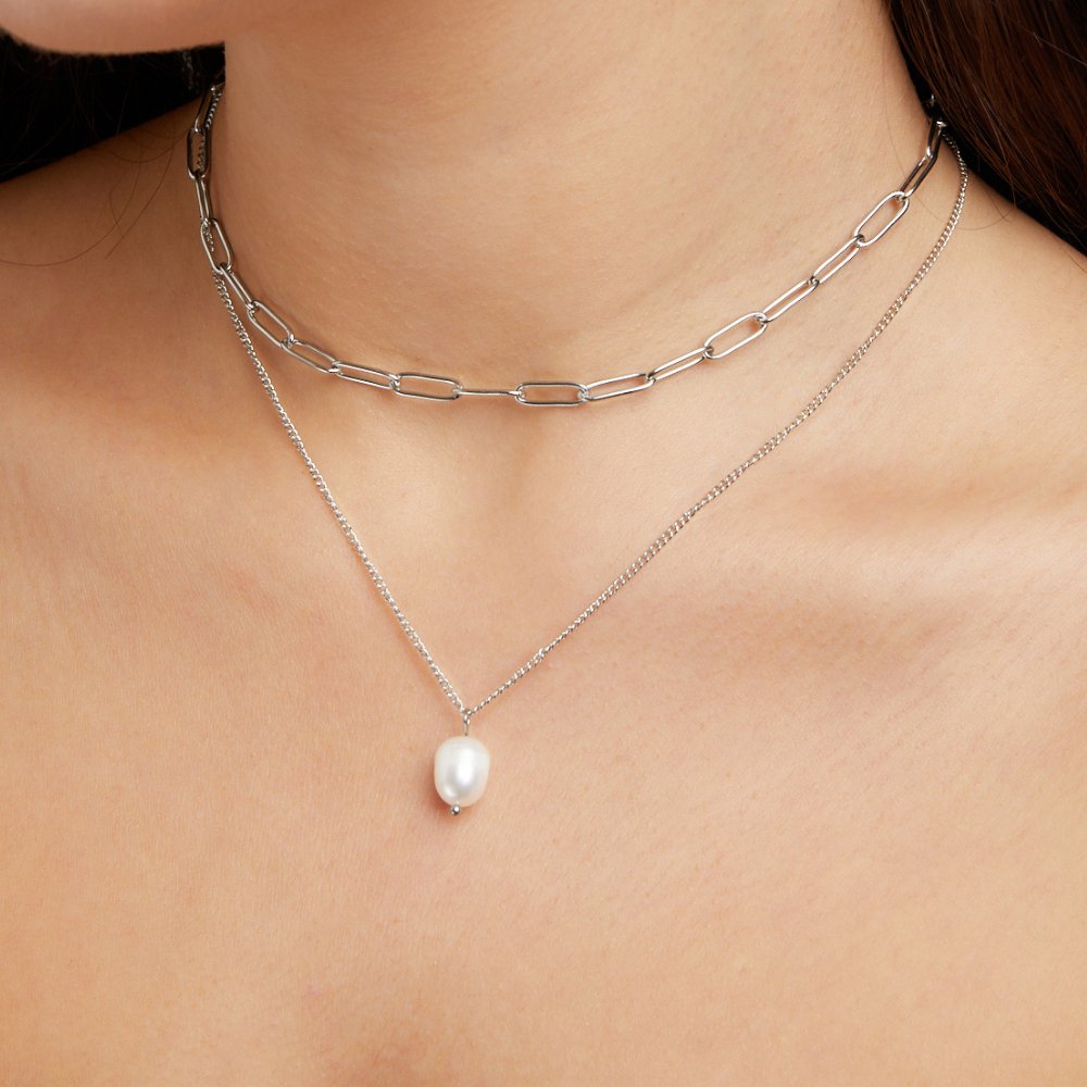 Angela Pearl Necklace