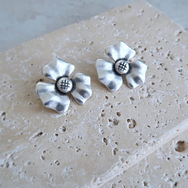 Antique Silver Daisy Stud Earrings