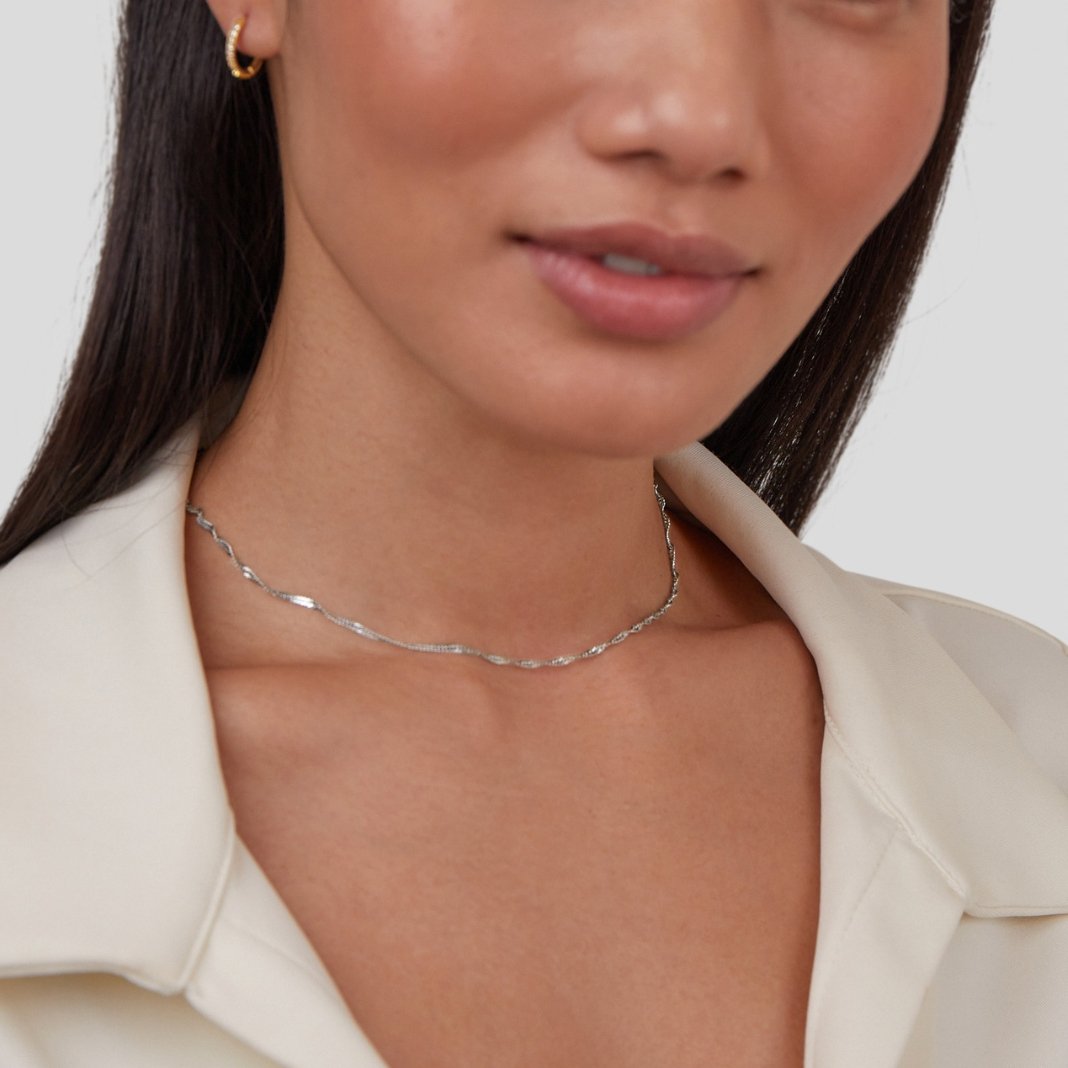Mila Twist Moon Chain Necklace